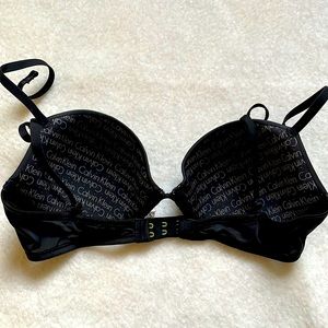 Calvin Klein ckone convertible bra